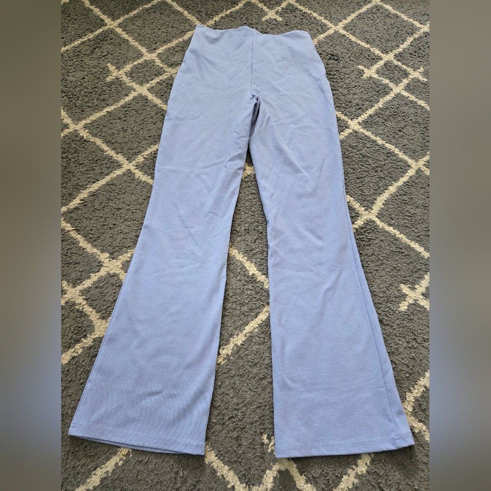 Fabletics 24/7 Kick Flare Pant Ponte High Rise Blue Wedgewood Size Medium - Picture 12 of 14